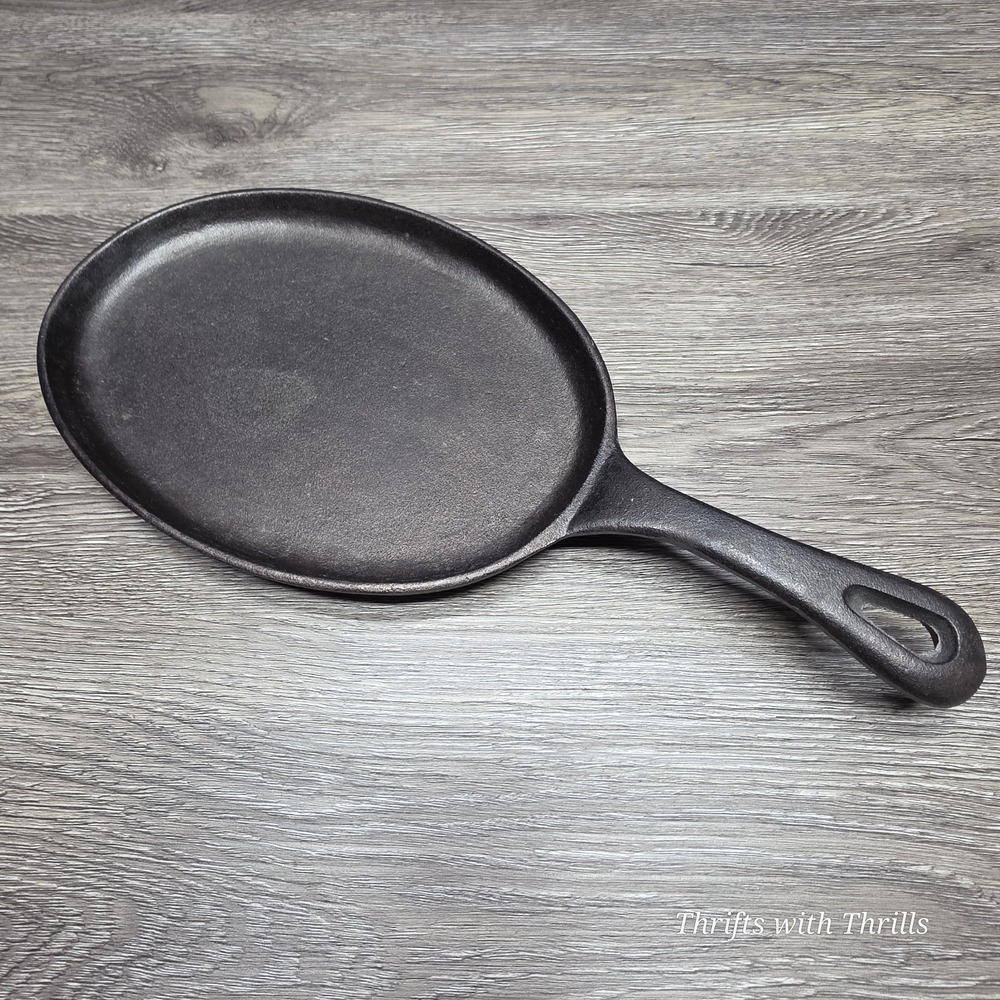 Traditional Castiron Basic Essentials Oval Fajita Skillet Black 9x7 Cast Iron - Picture 4 of 13